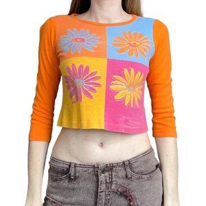 Vintage Y2K 3/4 sleeve crop top by l.e.i. Multicolor floral print with glitter.